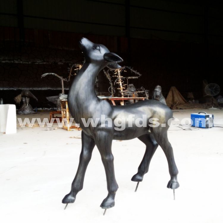 动物鹿锻铜雕塑